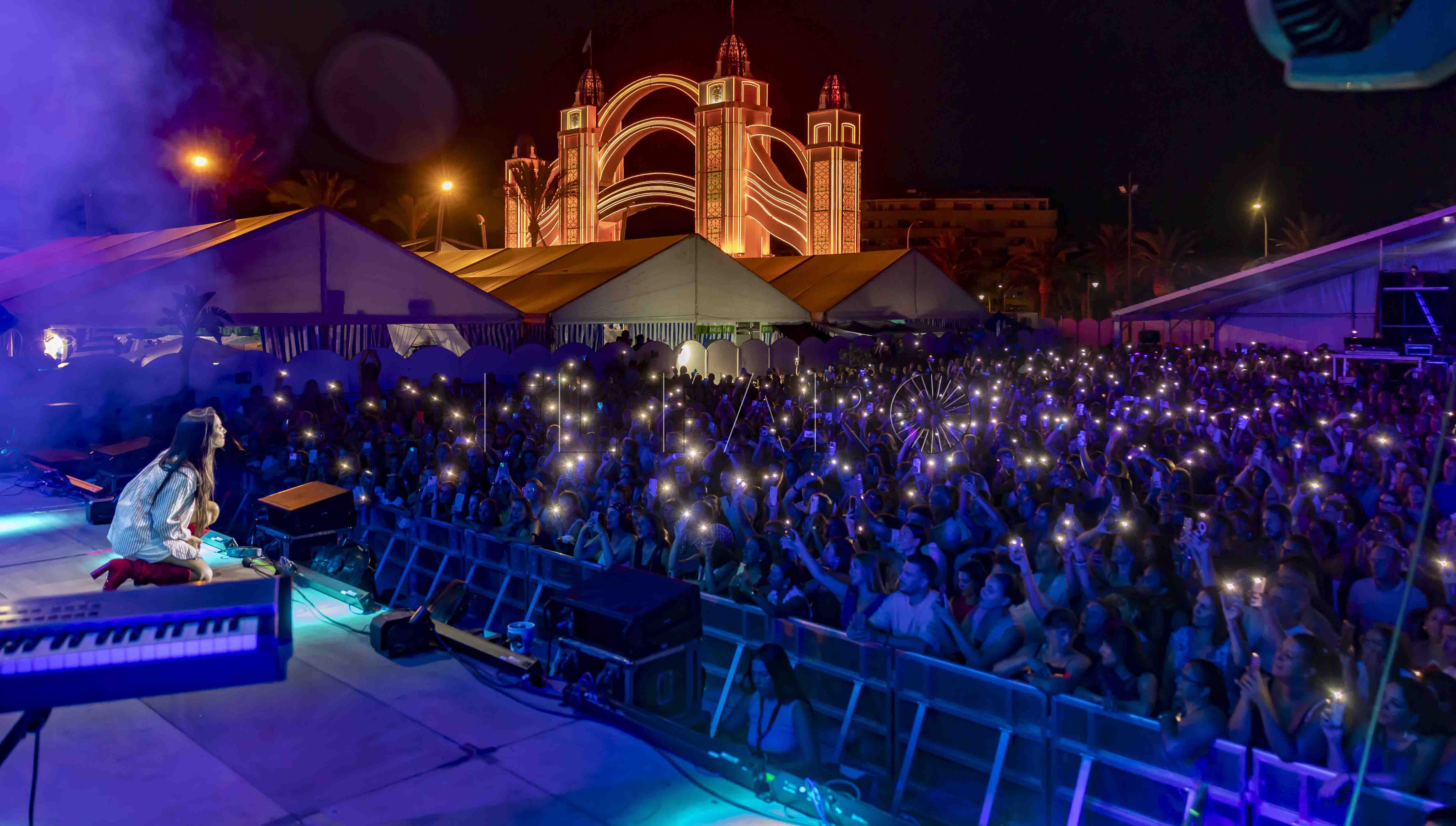 djdj Polémica por el incidente en el concierto de India Martínez