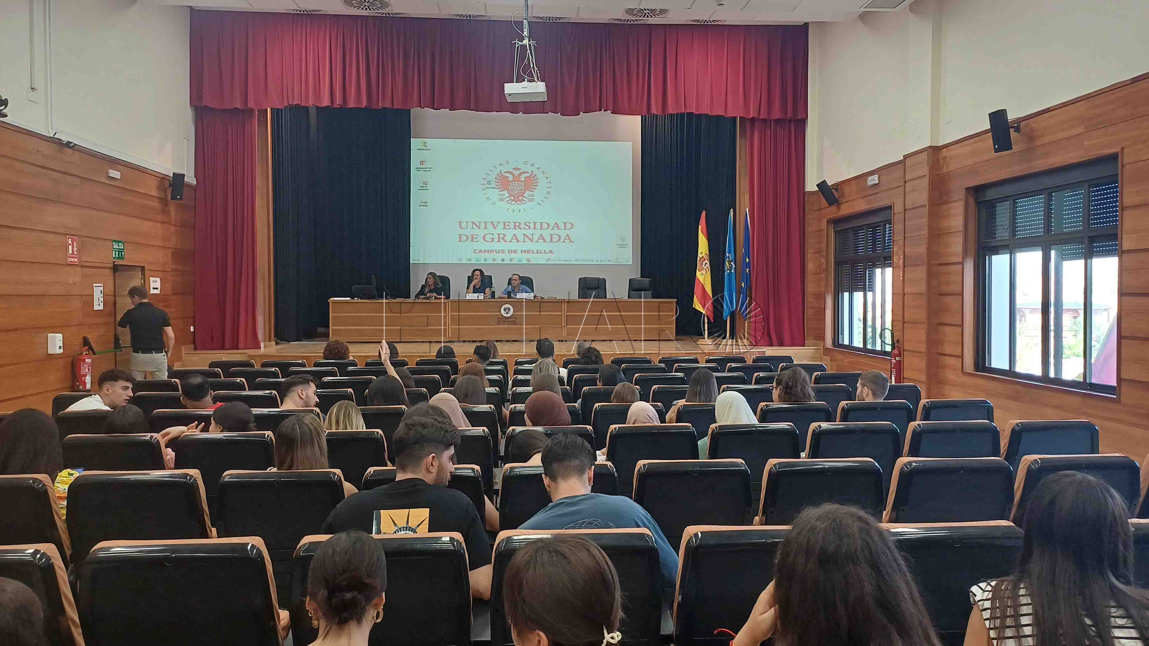 Enfermería y Fisioterapia de la UGR comienzan las prácticas en el Área de Salud