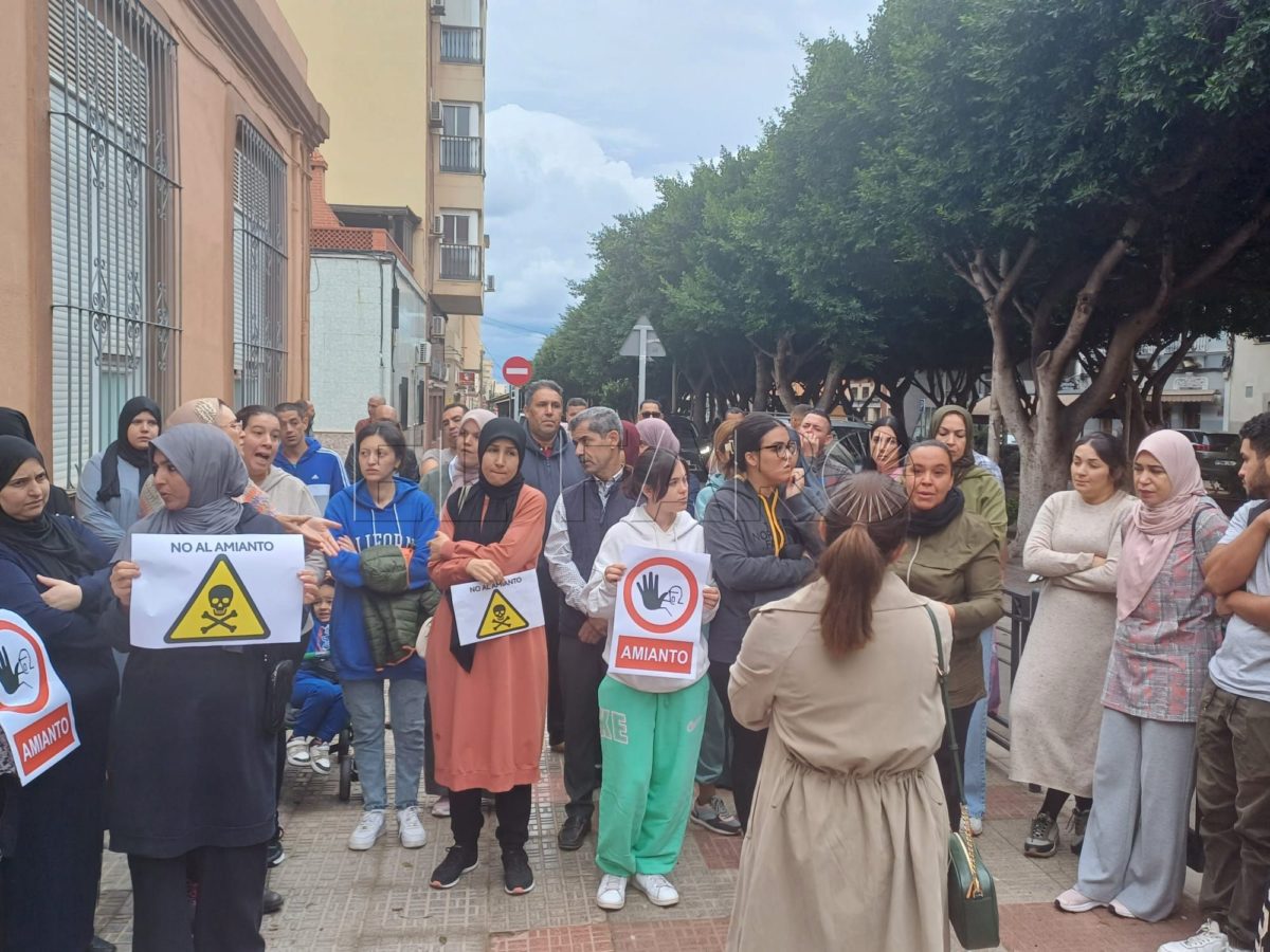 08819757 66e3 4fa1 9dda 7e15054b0f91 e1730110691352 Sindicatos, docentes y padres exigen una solución para el "mal estado" de las aulas de infantil del CEIP Real