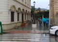 25d03678 1535 427f b594 77e38d023356 La lluvia no desluce la visita a Melilla de los 717 viajeros del buque Amera