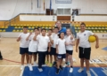 27D 6 La plantilla del MCD CD La Salle hace las delicias de los alumnos del CEIP Real
