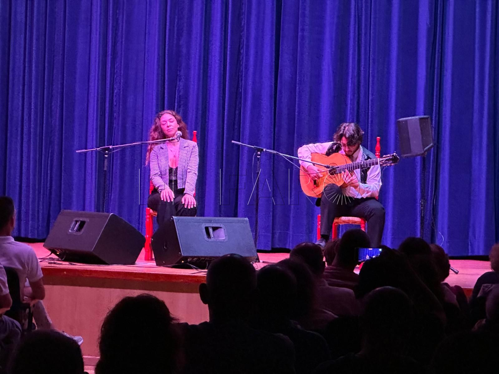 Sandra Carrasco y David de Arahal inauguran la ‘Muestra Flamenca’ por todo lo alto