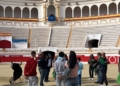469df044 a151 430d ae53 775237bc945f Pepín y su familia descubren los rincones de la plaza de toros de Melilla