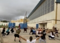 CLASE PRACTICA DE HALTEROFILIA 3 La halterofilia se acerca al IES Enrique Nieto