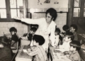 Con la srta. Ana…mi primera maestra en el Colegio La Salle Carlos Baeza: "'La ciudad de las cúpulas' no es sino un álbum de fotografías antiguas que intentan transportarte a la Melilla que yo añoro"