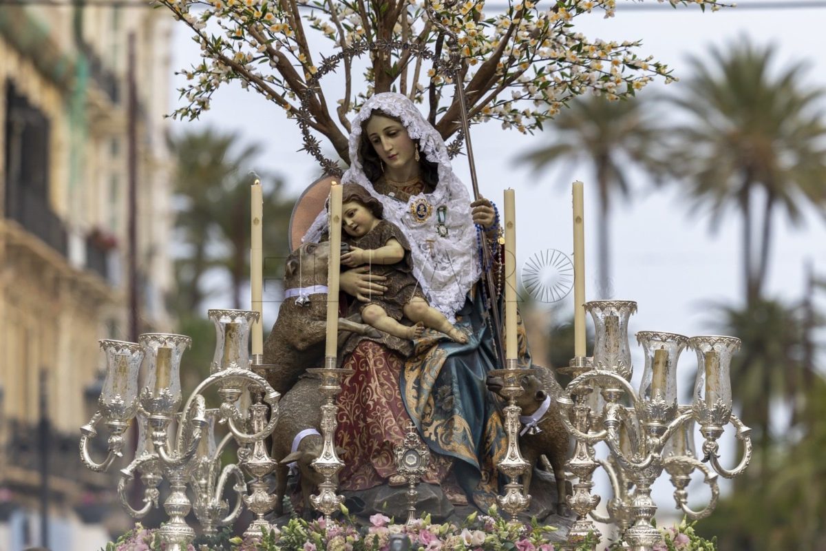 DIVINA PASTORA 5 e1727780689330 La Divina Pastora recibirá el fajín del Estado Mayor el martes 26 de noviembre