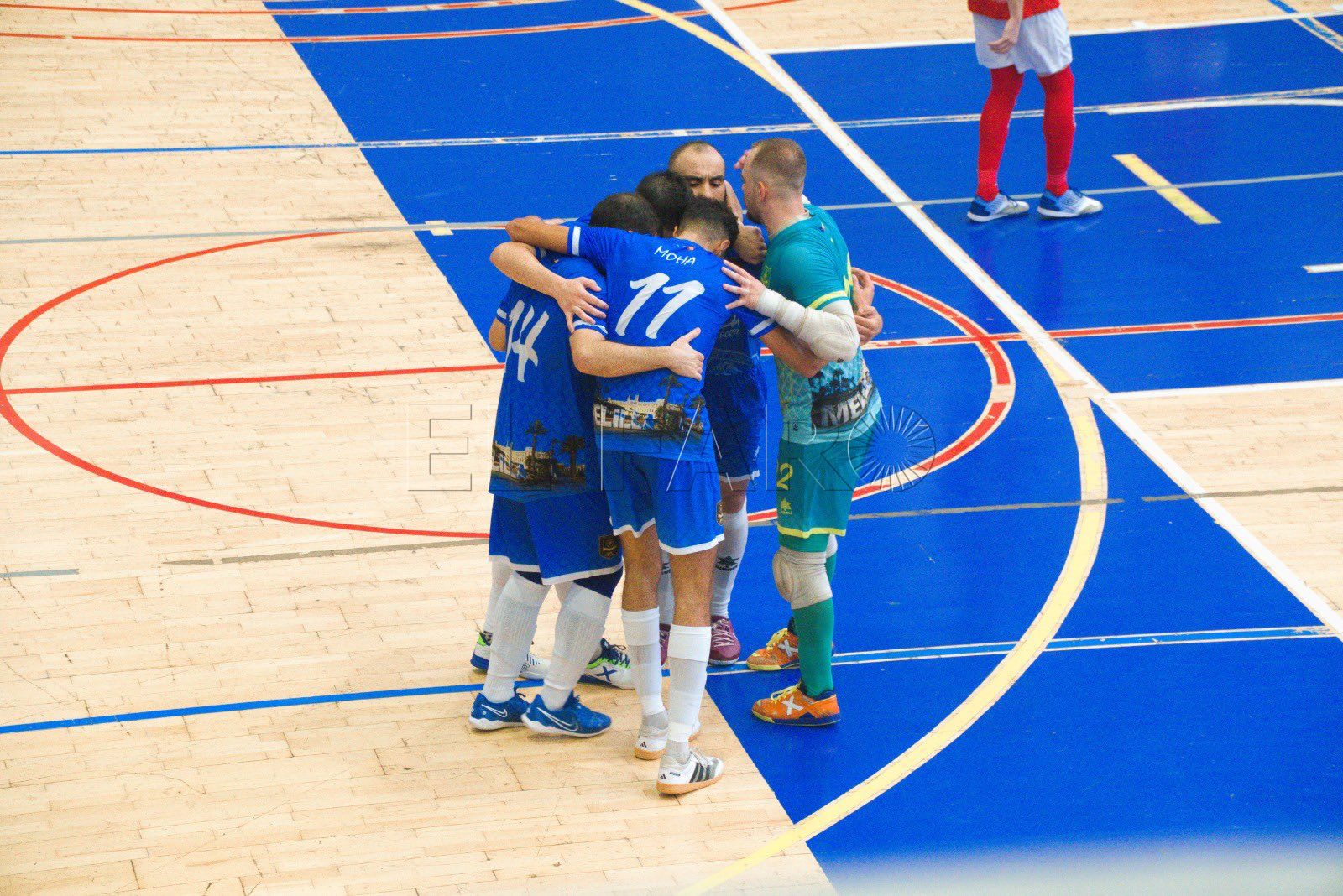GZzJAU0WkAAvYCO Encuentro ante uno de los grandes