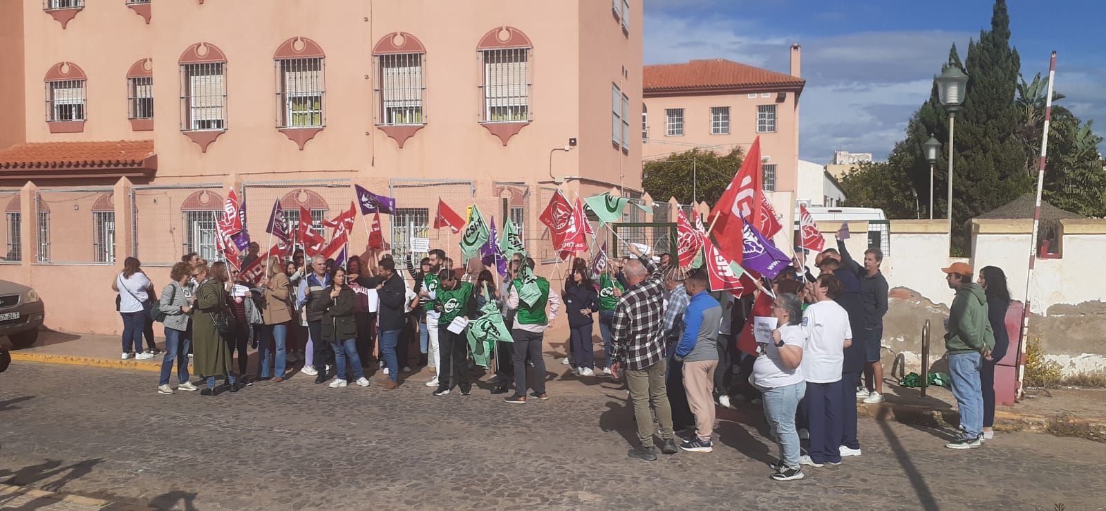 Gamez Moron 1 Los trabajadores de Gámez Morón se manifiesta por una subida de sueldo "digna"