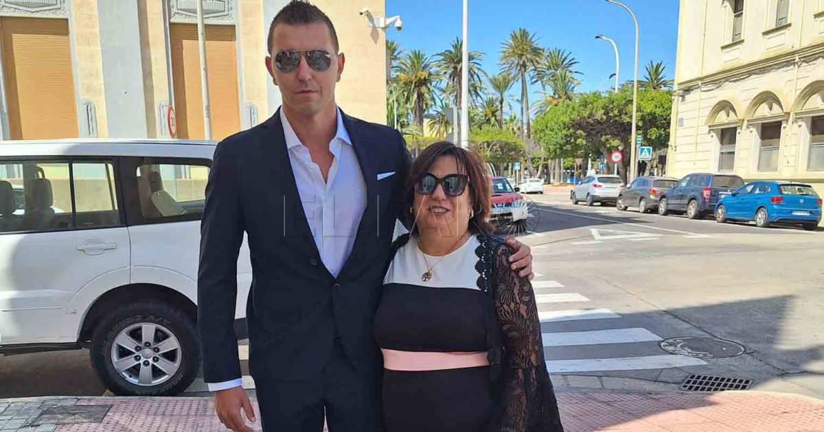 Hermi 01 e1729289720791 El Carrillo| Herminia López: "Hay que ayudar en lo que se pueda y hacerlo con gusto, porque la AECC siempre lo hace"