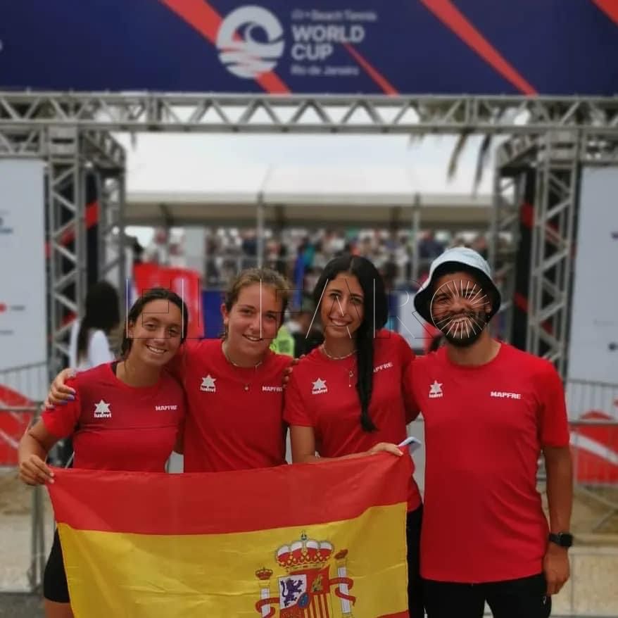 MariaMartinezDanielaRodriguezMohaDouiri María Martínez y Nicolás Volpe estarán con España en el Mundial de tenis playa