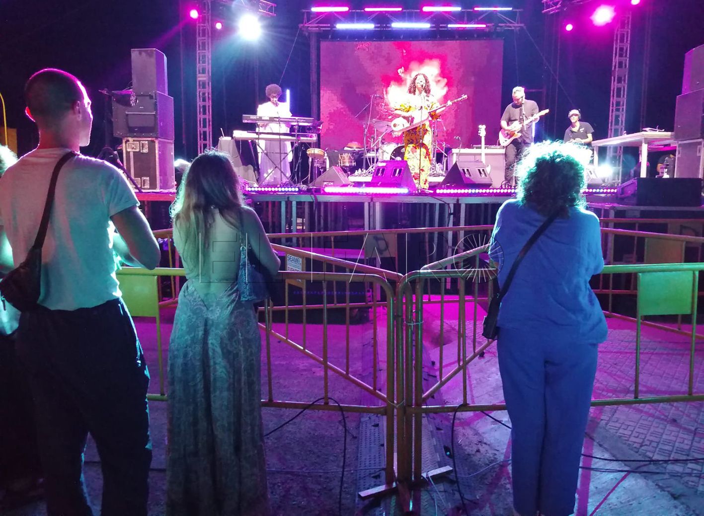 WhatsApp Image 2024 10 05 at 21.01.33 3 recorte Hasta el año que viene, Iwa Fest