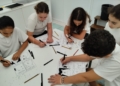 WhatsApp Image 2024 10 24 at 13.05.30 1 Mensajeros de la paz realiza un taller de ilustración y cómic con los alumnos del CEIP Mediterráneo