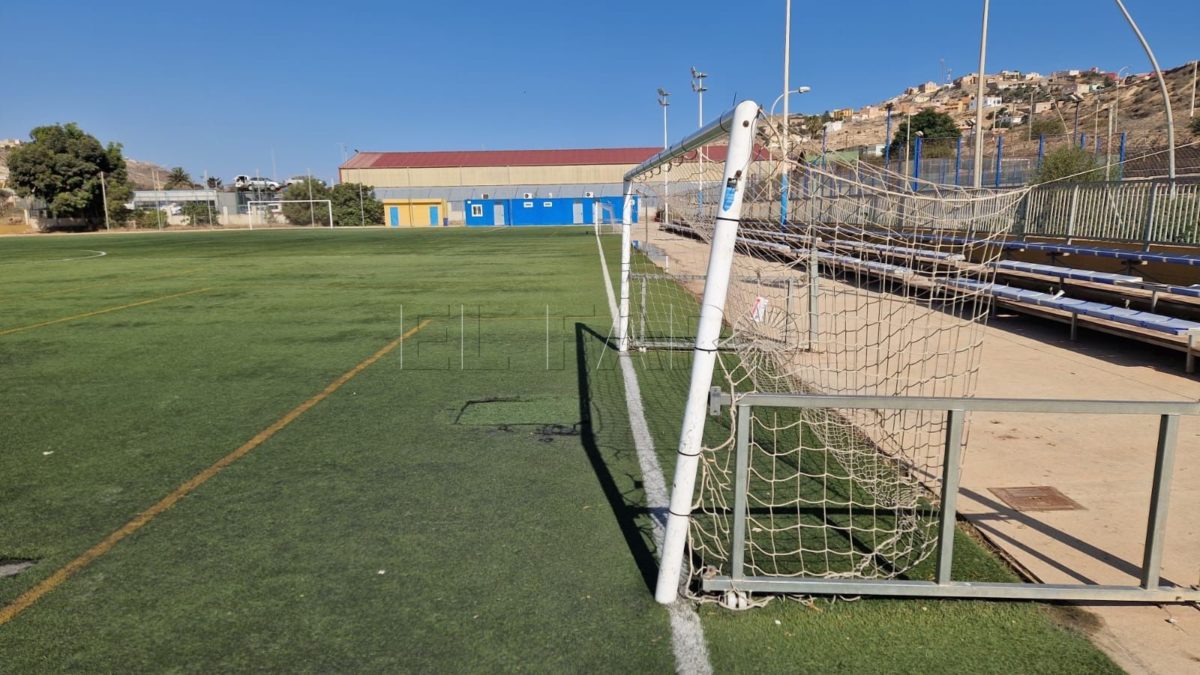 d2a25315 2eec 4093 a425 0884e08154d5 e1729092417525 Un grupo de niños, víctimas de un robo en el campo de fútbol del barrio de La Cañada de Hidum