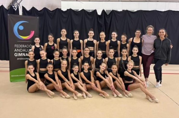 grupo Tres melillenses acuden al Programa de Tecnificación de gimnasia rítmica