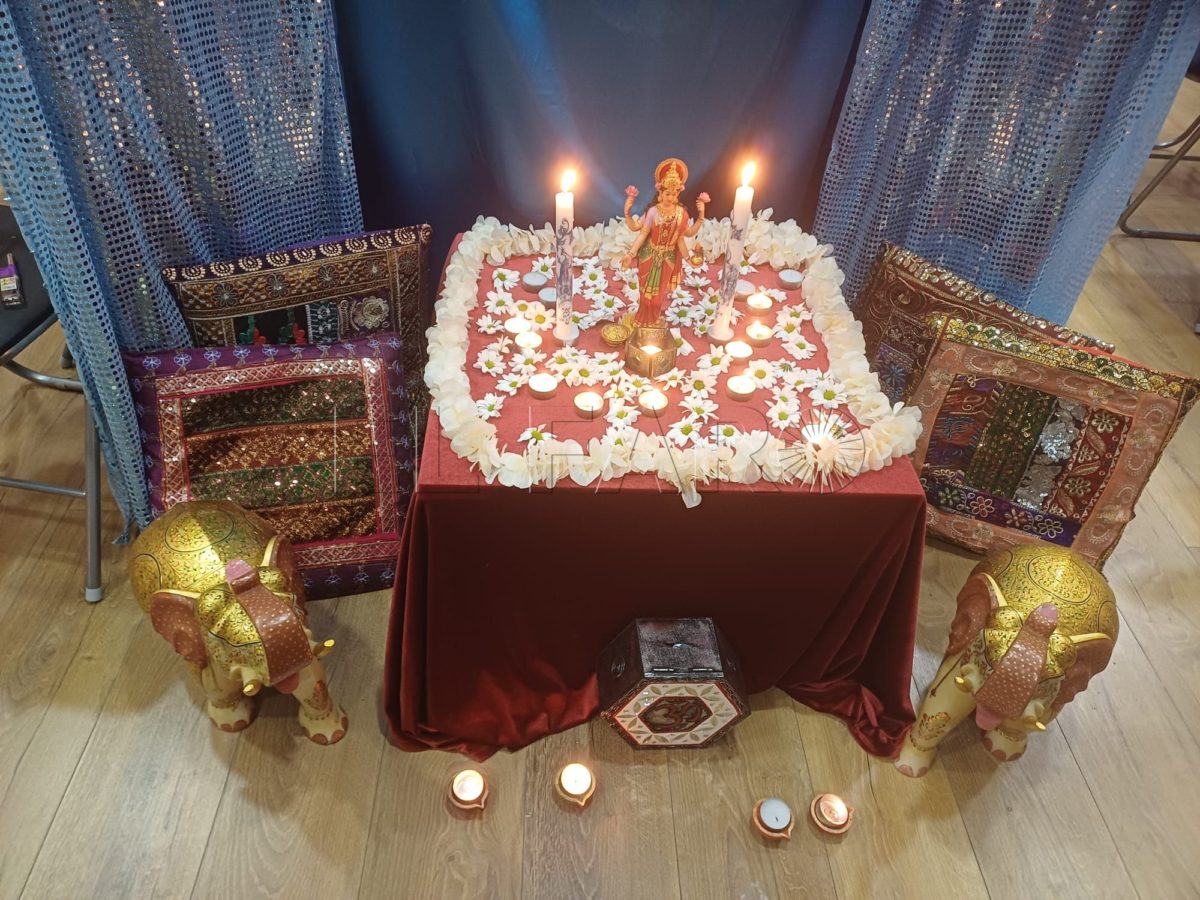 70288e9e 6c43 4b2a aa74 674a149b65d3 e1730747116462 El Templo Hindú ofrece una luz de solidaridad para los afectados por la DANA de Valencia