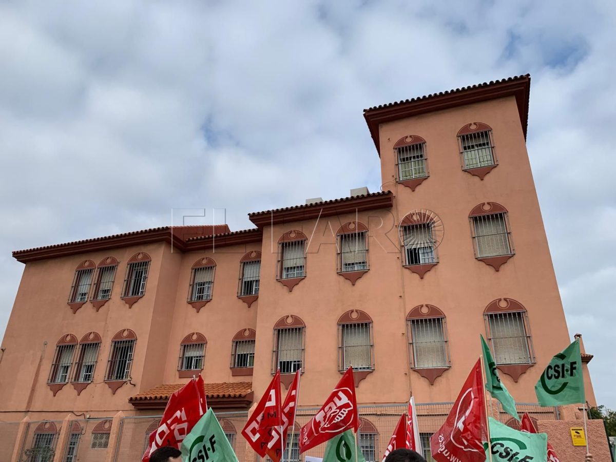 7538f6e2 9a61 4985 afc1 4914902b2829 e1732794679569 Los trabajadores del Gámez Morón exigen a Eulen que firme el nuevo convenio