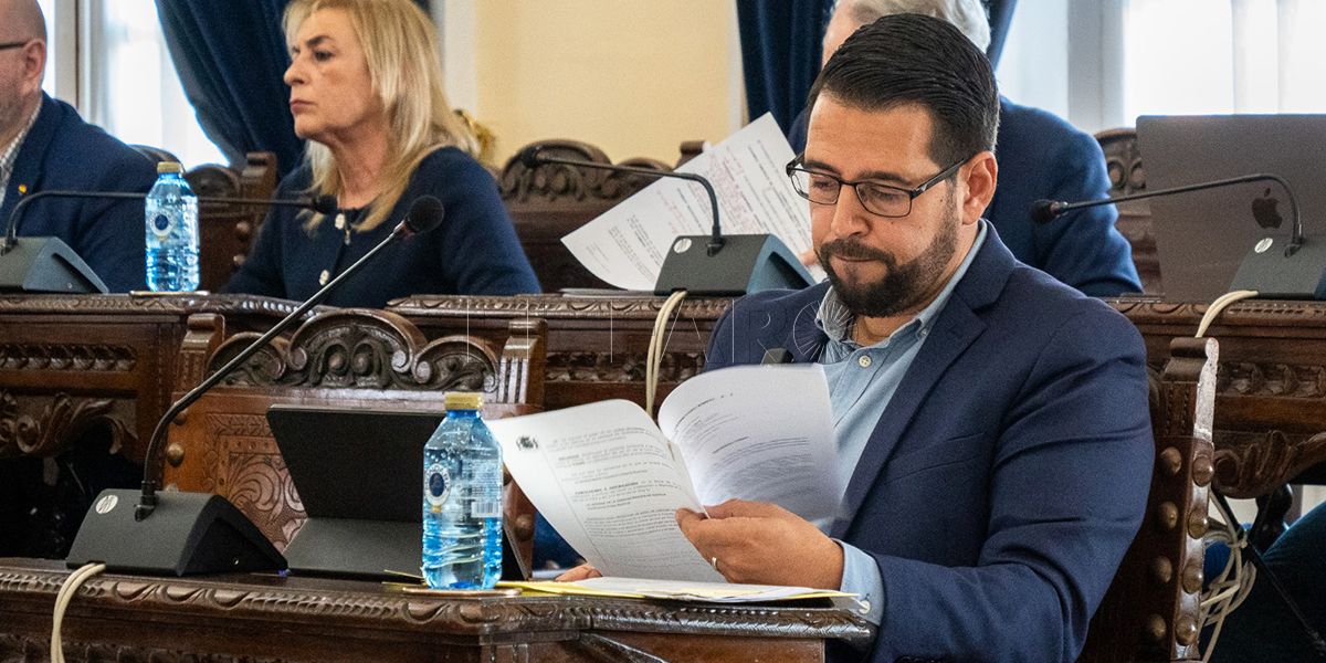 Azmani 1 El Gobierno anima a Somos Melilla a presentar una moción que inste a ampliar la formación sobre la historia de Melilla