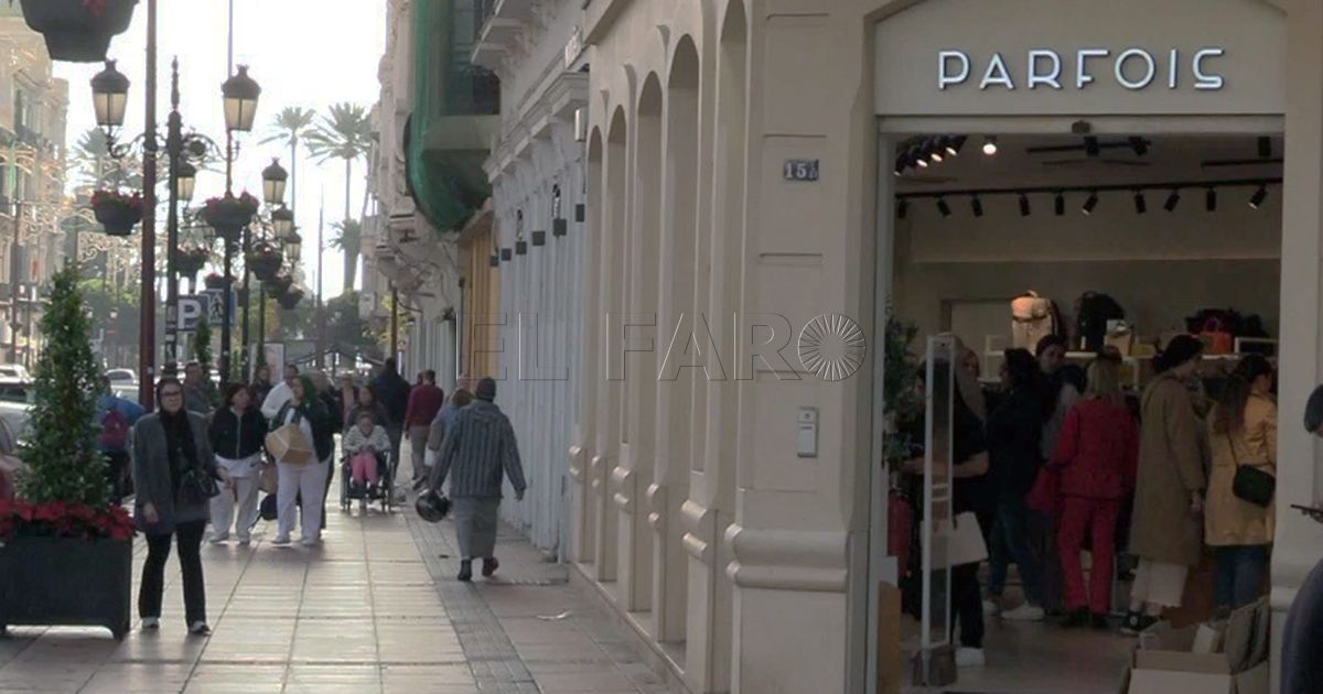 Black El Black Friday toma Melilla: descuentos y esperanzas de ventas en un día clave