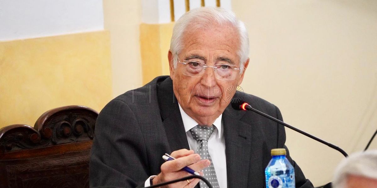 Imbroda WEB "No tienen la más mínima idea de lo qué es un remanente de tesorería"