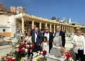 WhatsApp Image 2024 11 01 at 17.59.44 3 Una tradición que florece: familiares y melillenses rinden un homenaje al soldado de los milagros
