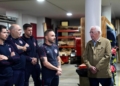 WhatsApp Image 2024 11 03 at 22.23.43 1 Imbroda muestra su apoyo a los 14 bomberos antes de su partida a Valencia
