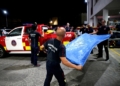 WhatsApp Image 2024 11 03 at 23.02.01 Imbroda muestra su apoyo a los 14 bomberos antes de su partida a Valencia
