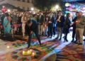 WhatsApp Image 2024 11 09 at 19.56.50 1 Melilla se acuerda de las víctimas de la DANA en el encendido de velas del Diwali