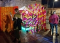 WhatsApp Image 2024 11 09 at 19.57.48 1 Melilla se acuerda de las víctimas de la DANA en el encendido de velas del Diwali