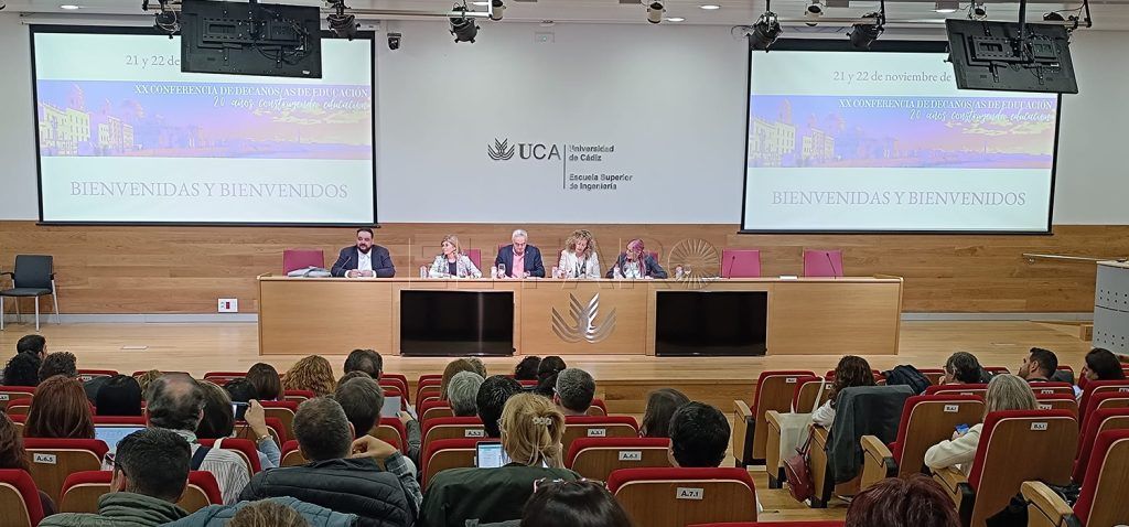 WhatsApp Image 2024 11 23 at 13.59.53 Lucía Herrera participa en la XX Asamblea Nacional de la Conferencia de Decanas y Decanos de Educación