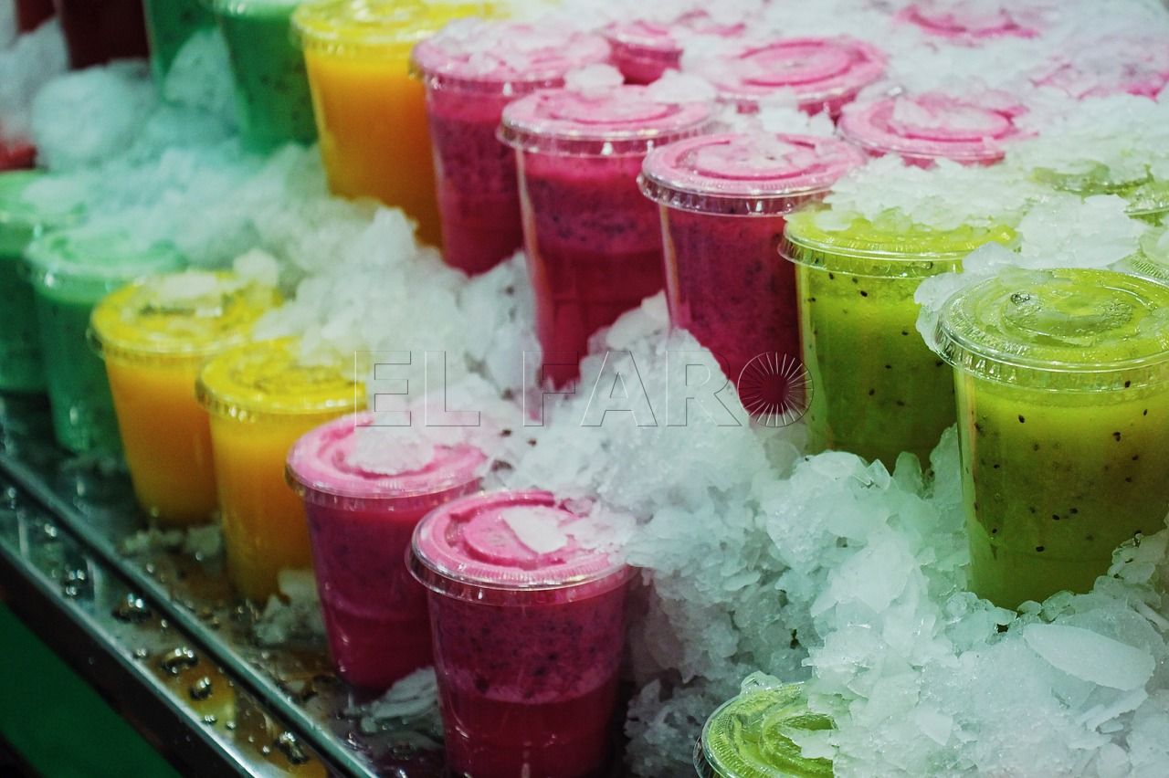 fruit juice 2443495 1280 ¡Cuidado con el engaño! Productos que no son lo que parecen