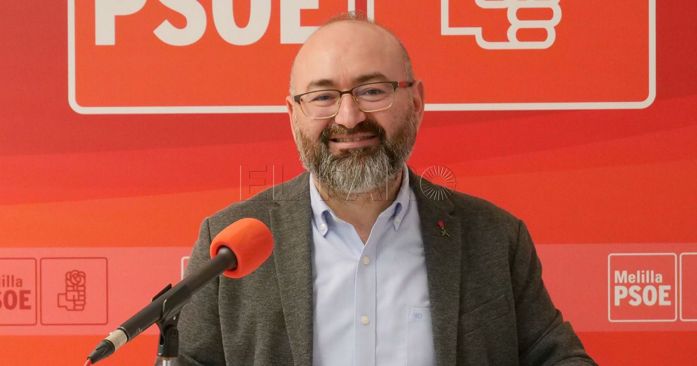 rafa robles recorte 1 Robles: "¿Por qué el PP, cuando tuvo mayoría absoluta, no amplió la pista del aeropuerto?”