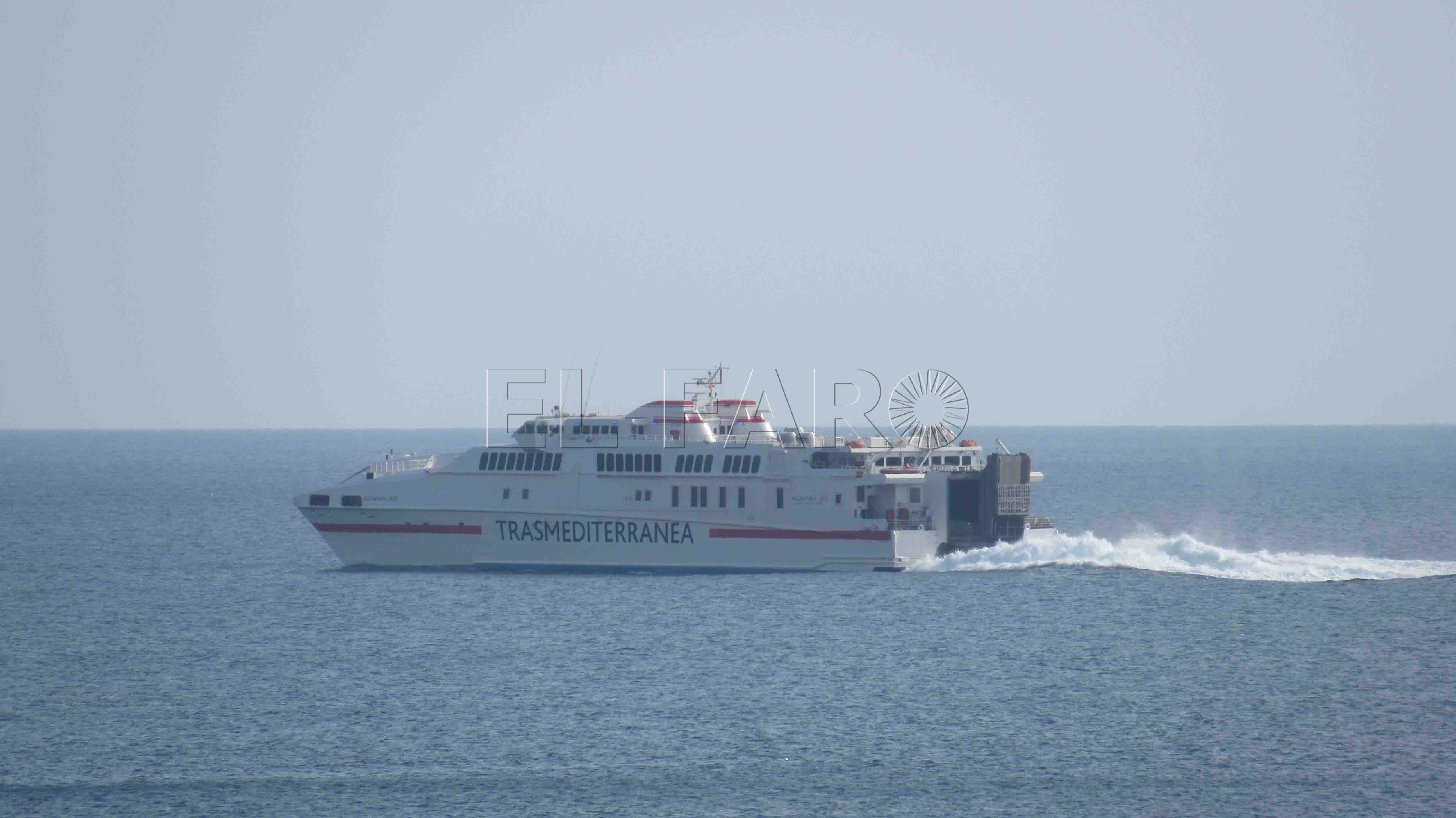 Armas Trasmediterránea prevé trasladar a unos 78.000 pasajeros durante el puente de diciembre