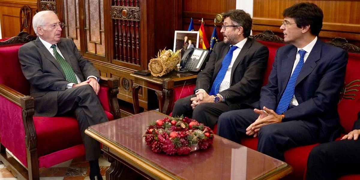 Puertos del Estado reconoce la competencia de Marruecos en el tráfico lo-lo