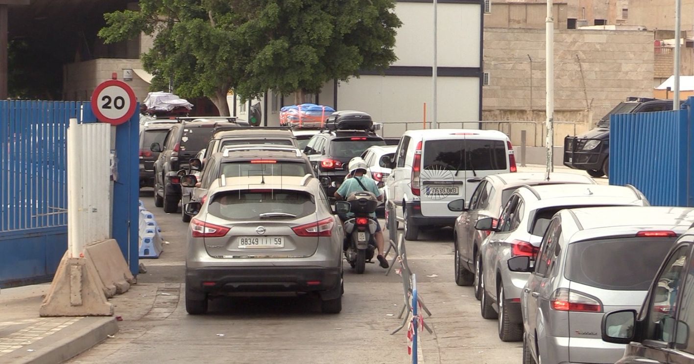 colas frontera recorte Las concesiones del Gobierno "hasta la derrota final ante Marruecos"