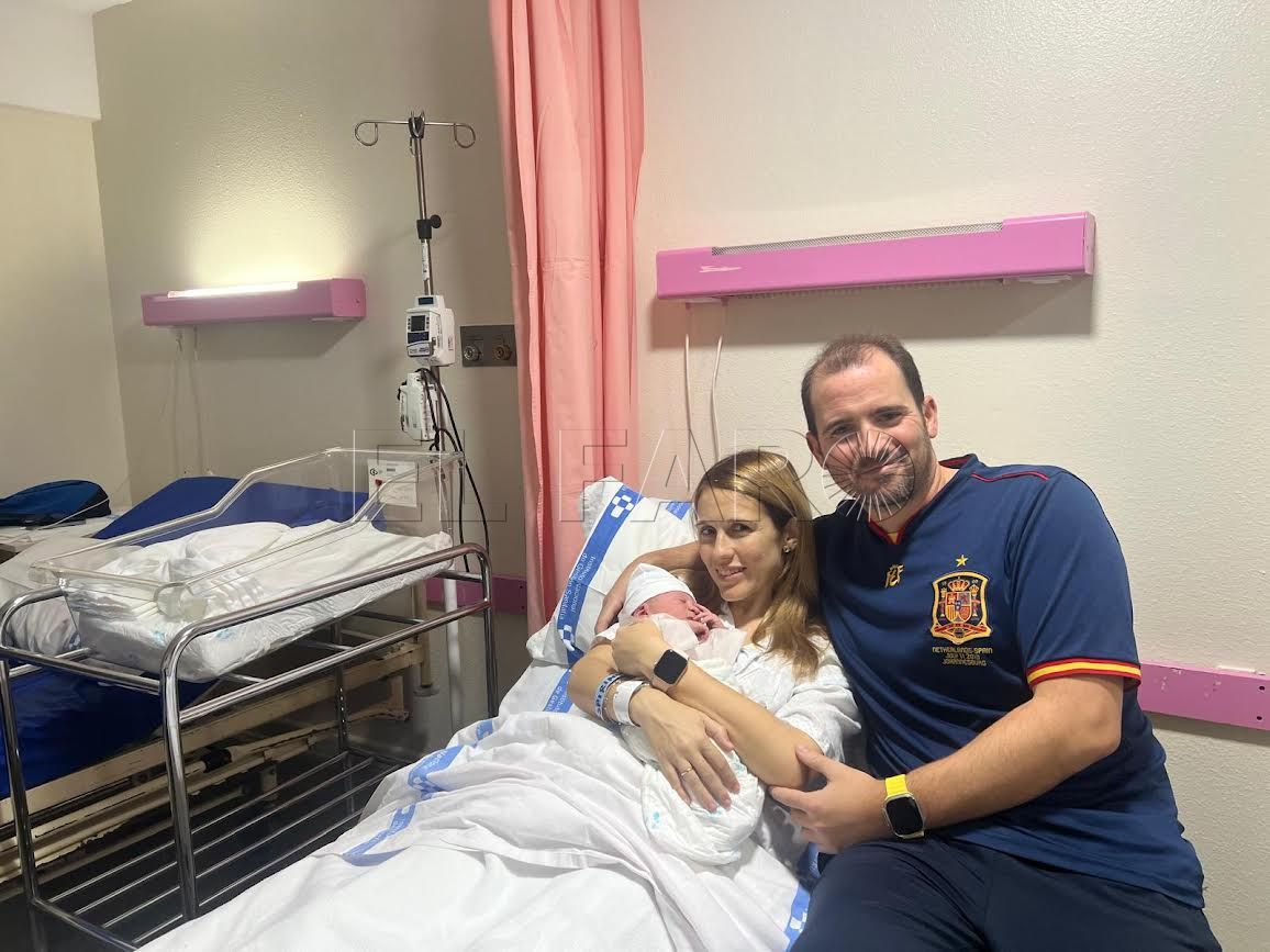 0 1 José Manuel, primer bebé melillense nacido en 2025