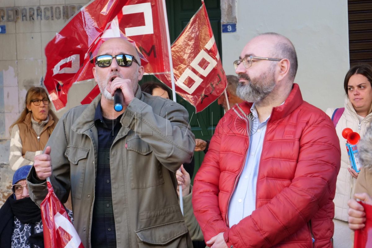 0b7600b9 b38e 4b7a 8841 c71f4bbd8d48 e1736442944255 El PSOE muestra su apoyo a los trabajadores de las ludotecas, que siguen sin cobrar