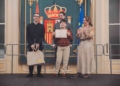 3 2 Doce estudiantes, premiados por sus trabajos acerca de la Constitución