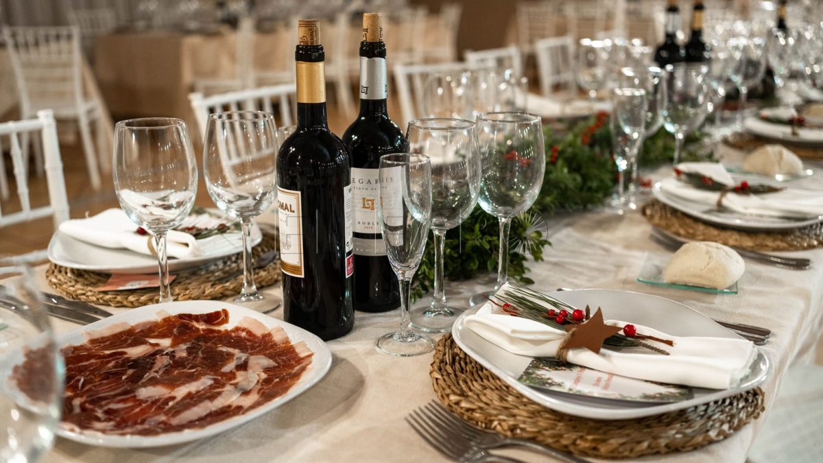 322339260 487723393485542 7857510417994039261 n e1736178341645 Una Navidad con agobio, pero reconfortante para la hostelería melillense