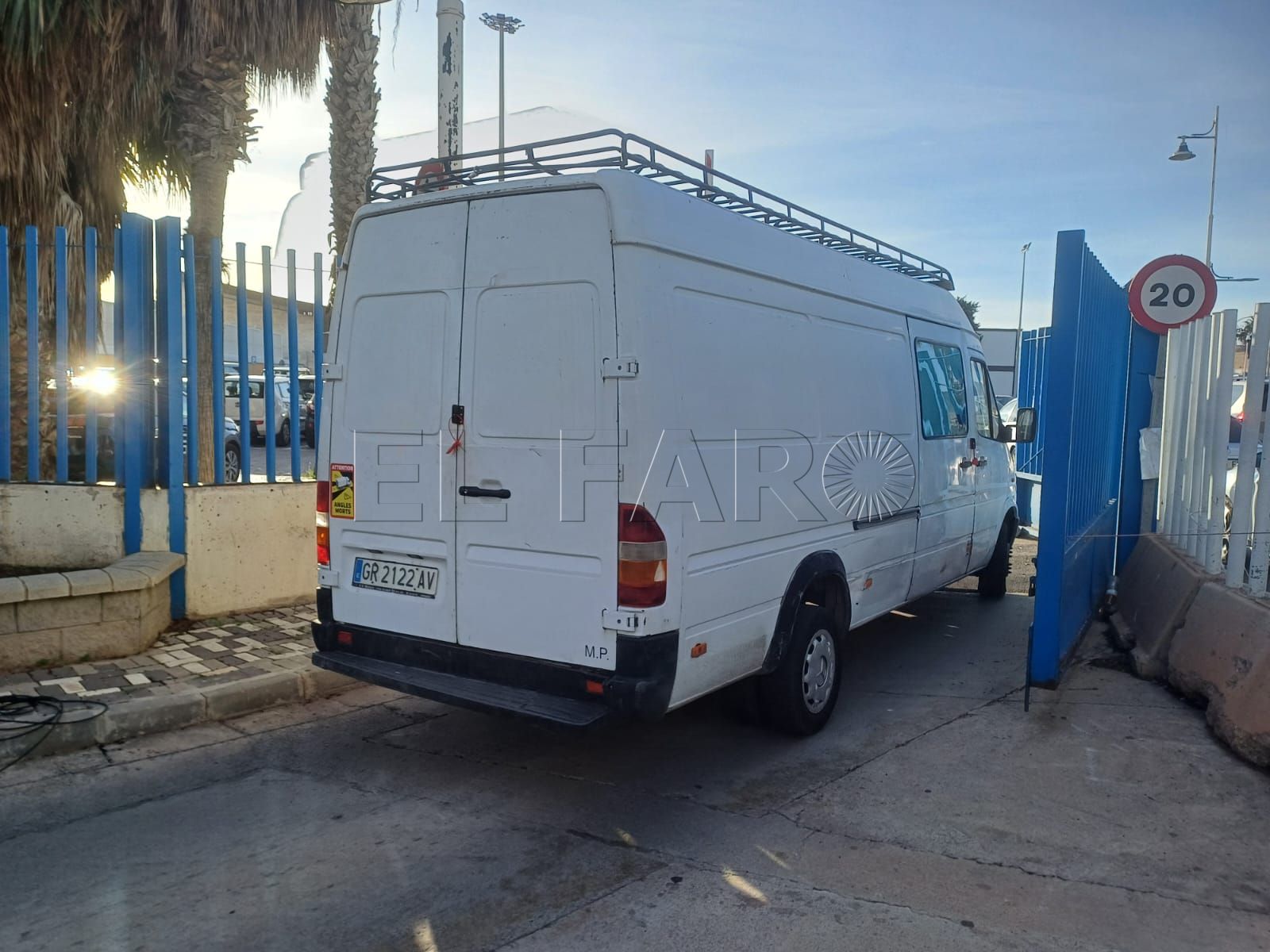 La furgoneta no fue autorizada por Marruecos