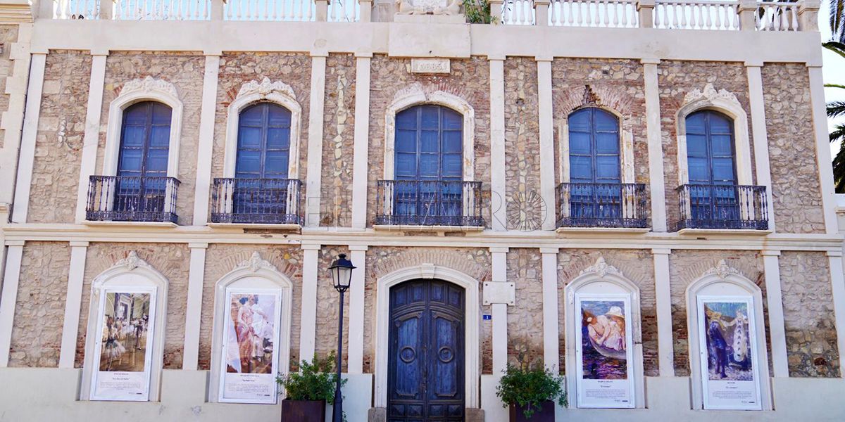 Casa 1 Tasende pregunta cómo se sumarán solares a la Casa del Gobernador para convertirlo en hotel