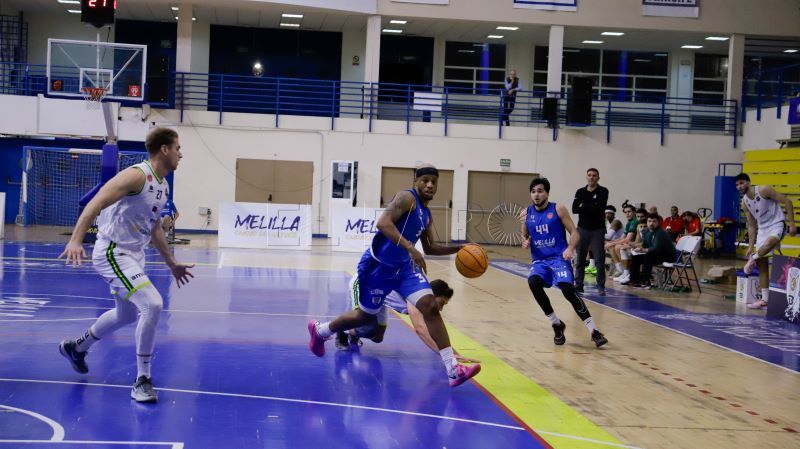 MG 0957 Sale a escena el encuentro aplazado del Melilla Ciudad del Deporte