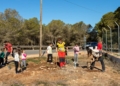 WhatsApp Image 2025 01 19 at 20.30.03 Más de 60 personas toman parte en una reforestación solidaria en Rostrogordo