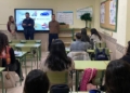WhatsApp Image 2025 01 21 at 09.59.51 Bonnemaison visita el curso intensivo de inglés organizado por CentrosD2