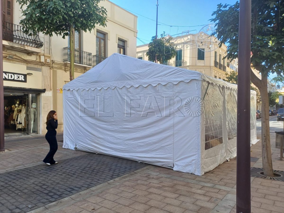 carpa scalextric e1735840627169 Los robos empañan las actividades infantiles navideñas de Melilla