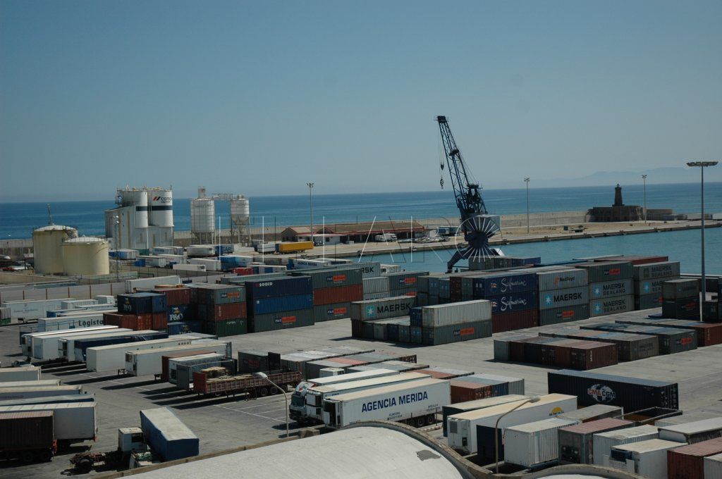 muelle nordeste iii El Gobierno propone rehabilitar la baliza nordeste III de Melilla con cargo al 2% Cultural