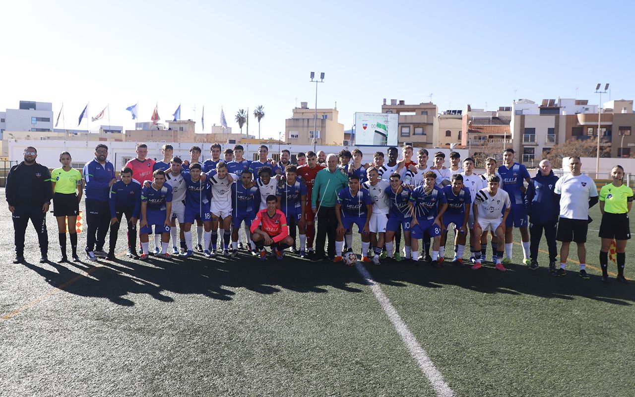 03 El fútbol melillense se vuelca con la iniciativa ‘Brazaletes de esperanza’