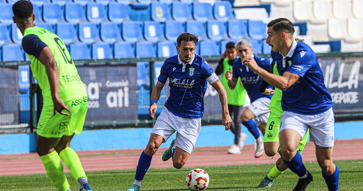 300303003 La UD Melilla rescata un punto en el descuento