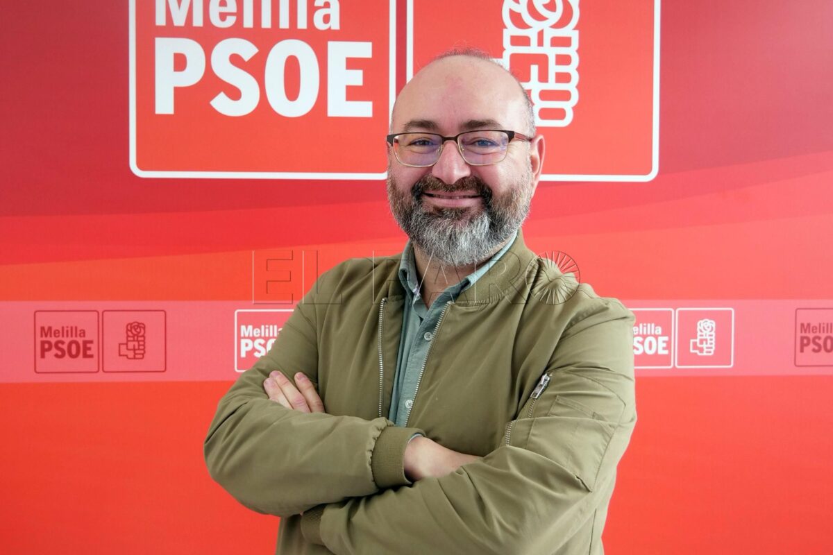 Rafa Robles pescado e1739537299717 El PSOE destaca el trabajo de Sabrina Moh para la "plena normalización de la frontera"