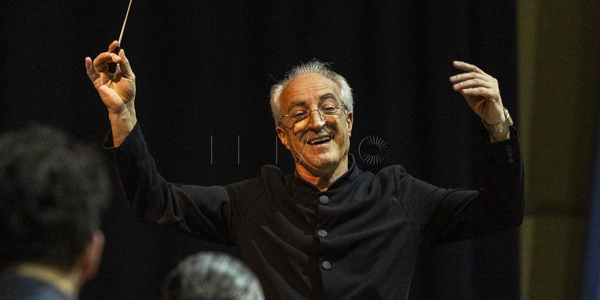 WhatsApp Image 2024 01 04 at 20.55.51 2 Ángel Lasheras pone al público del Teatro Kursaal en pie con obras contemporáneas