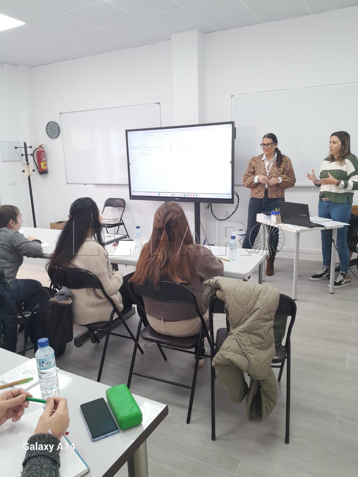 WhatsApp Image 2025 02 15 at 10.46.30 1 CSIF organiza unas jornadas para aspirantes a maestros